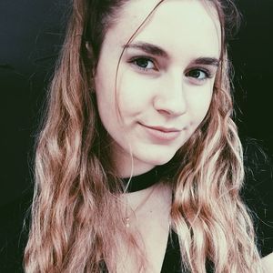 Meet your Posher, Janelle